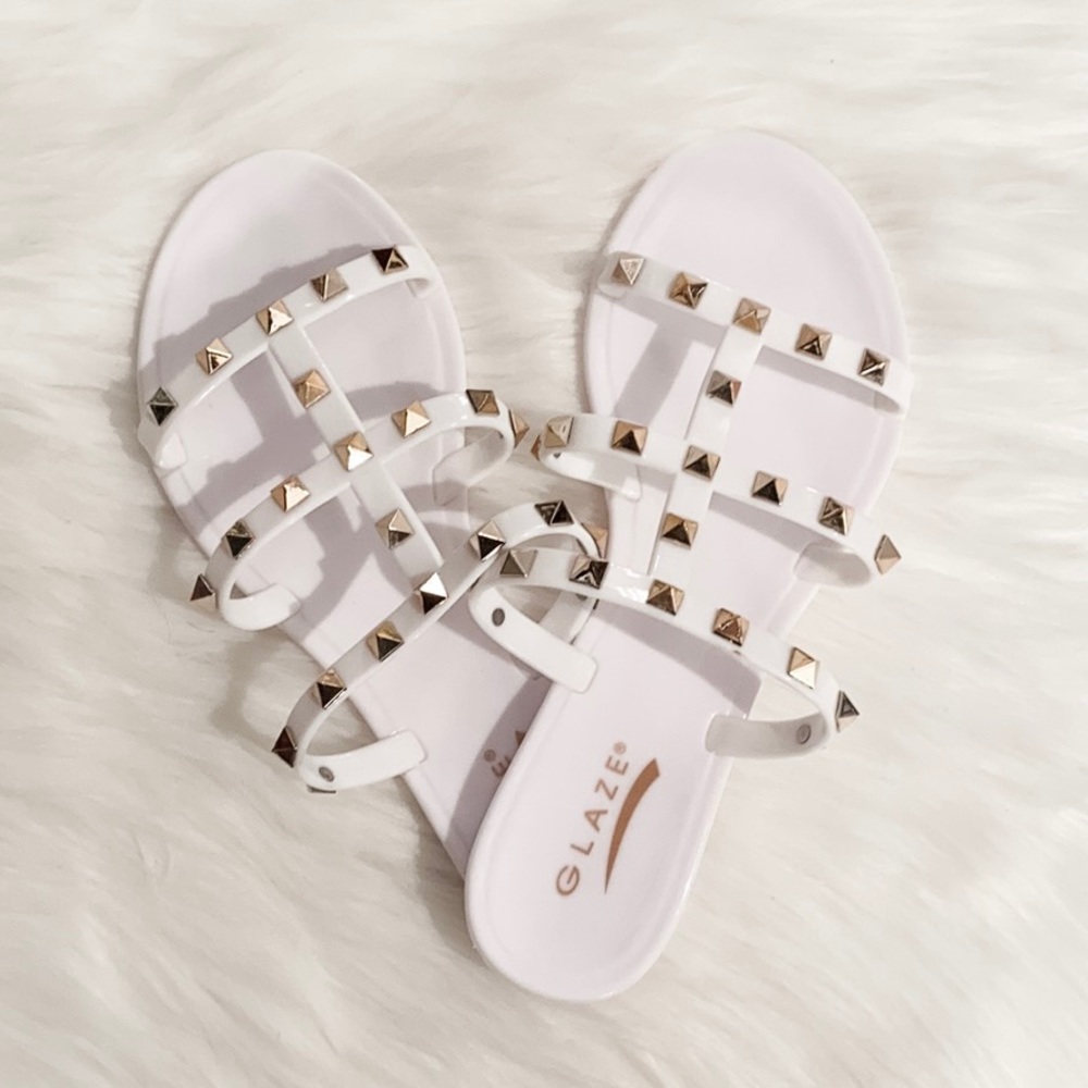 Broderick Studded Sandal - White (6)